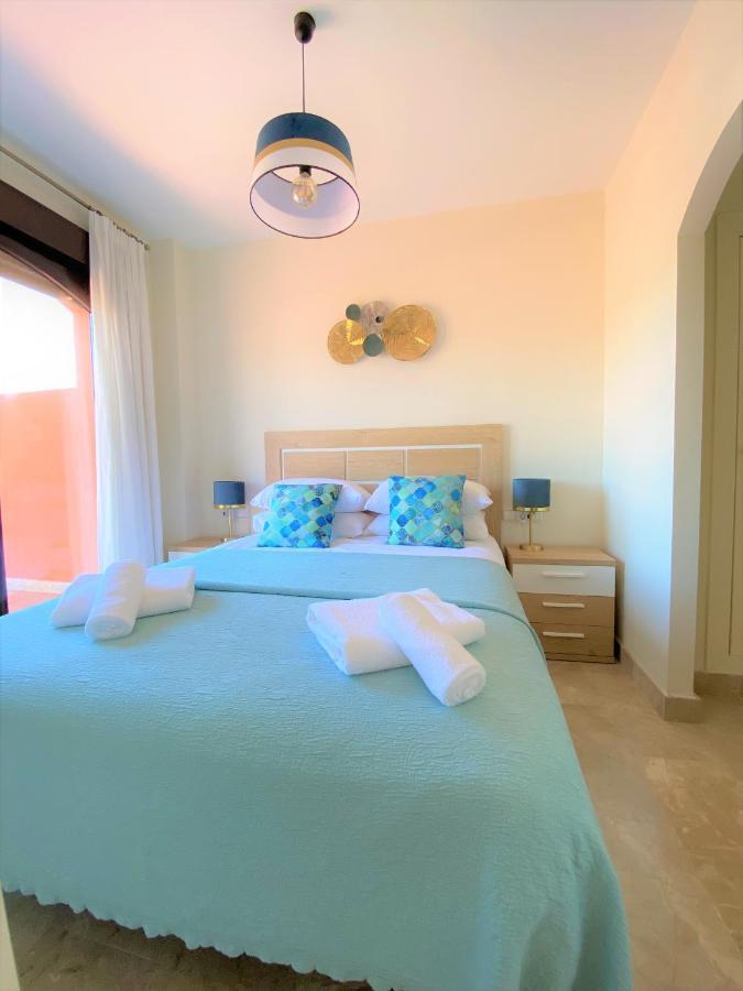 Sea View Penthouse Apartment With Hot Tub - Casa Bella Vista, Buenas Noches , Estepona Exteriör bild